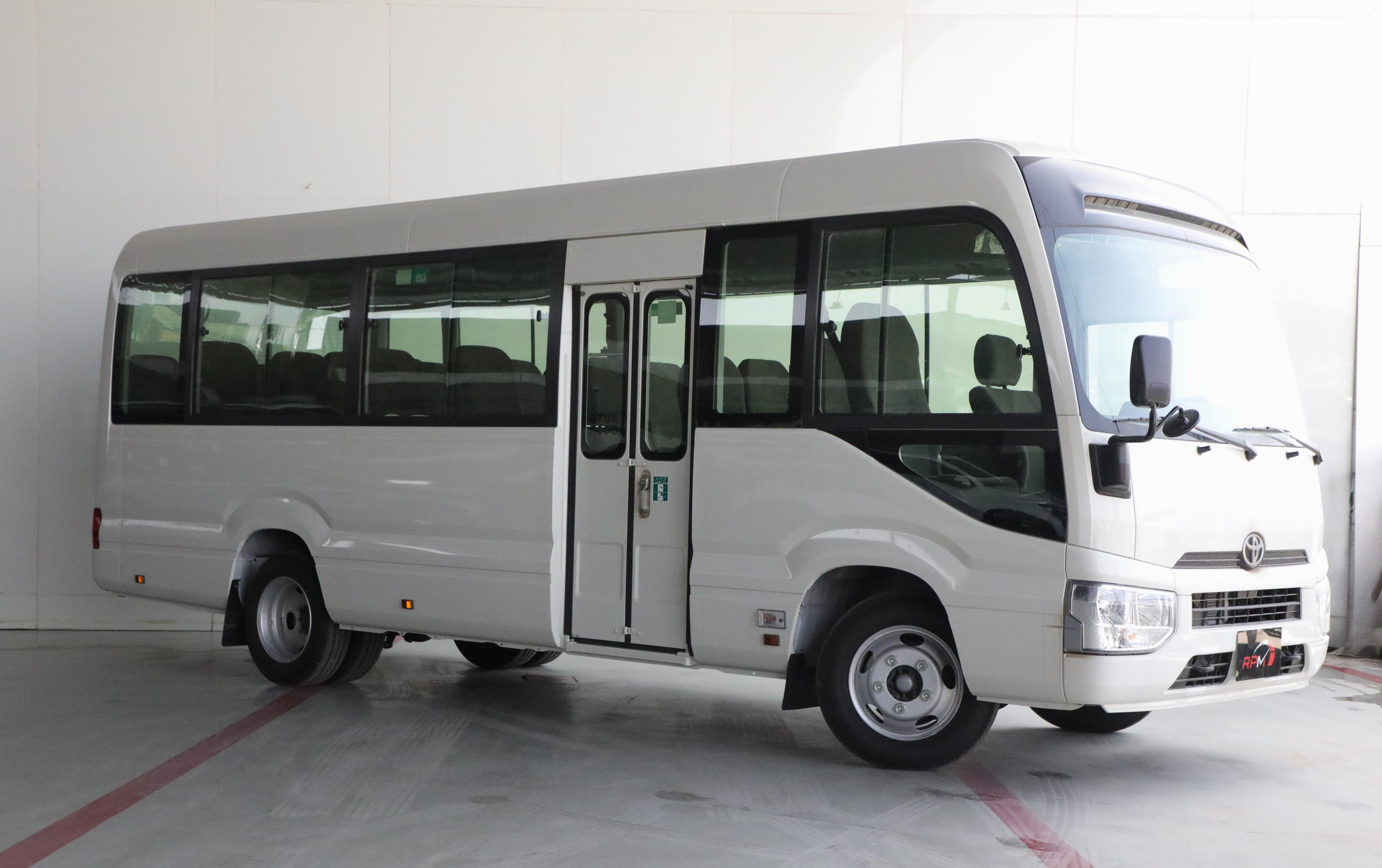 تويوتا كوستر 2025